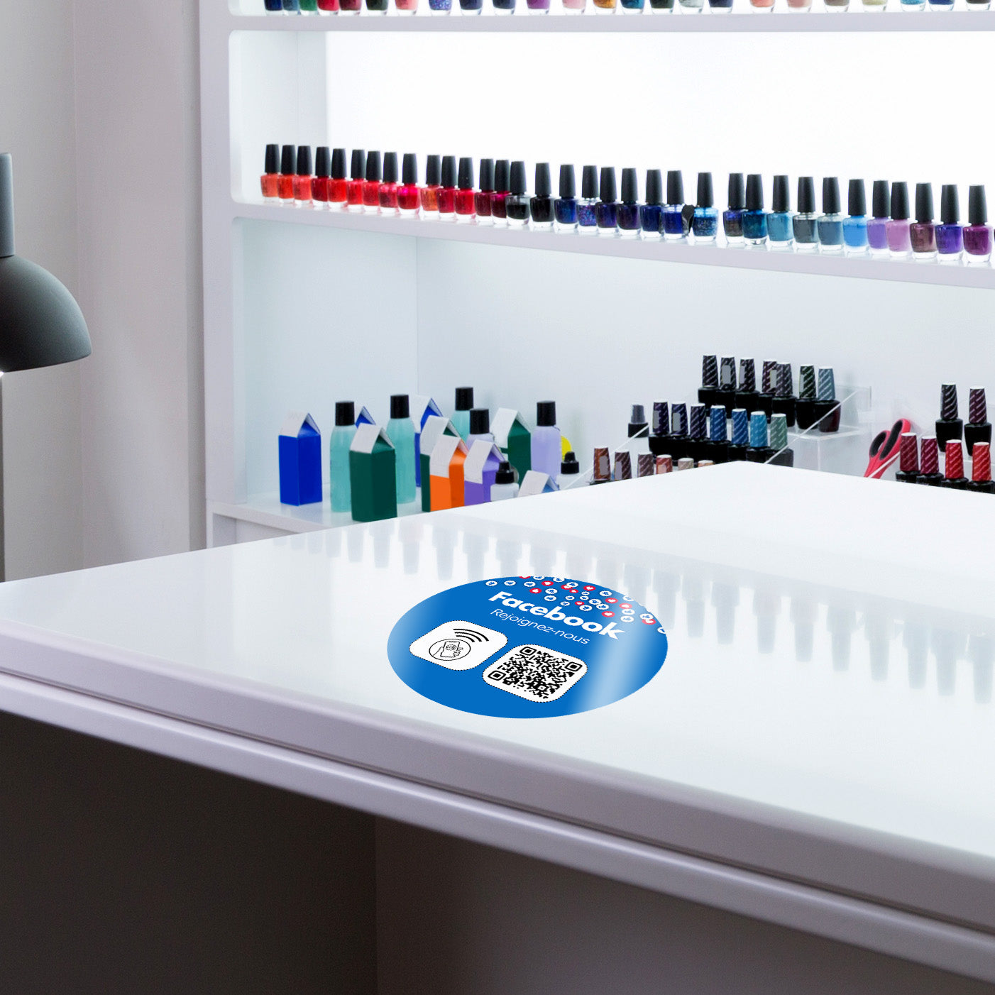autocollant_qr_code_NFC_facebook_comptoir salon beaute